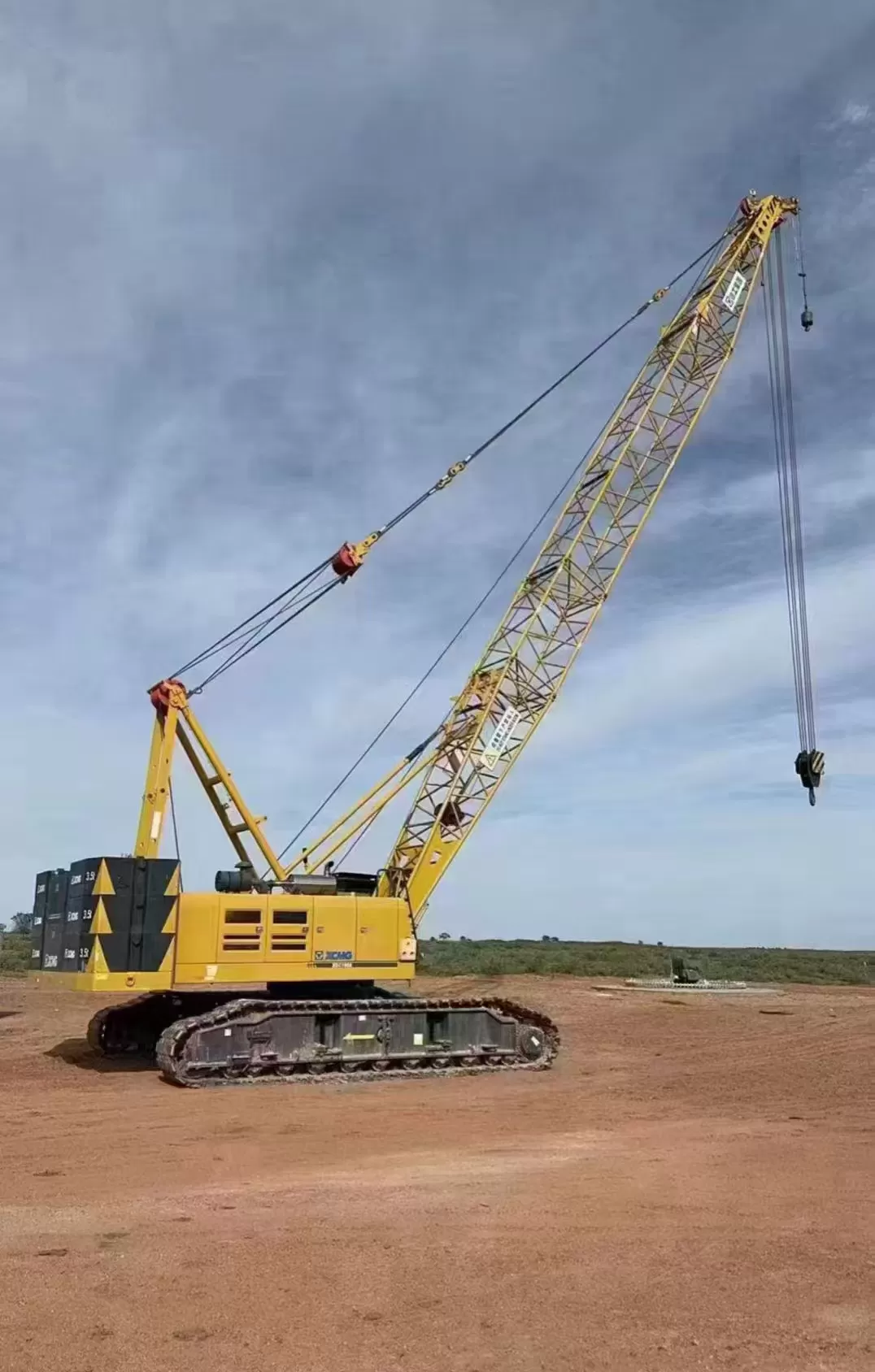 hebemaschine 100t 2021 xcmg teleskop-raupenkran mit berühmtem motor