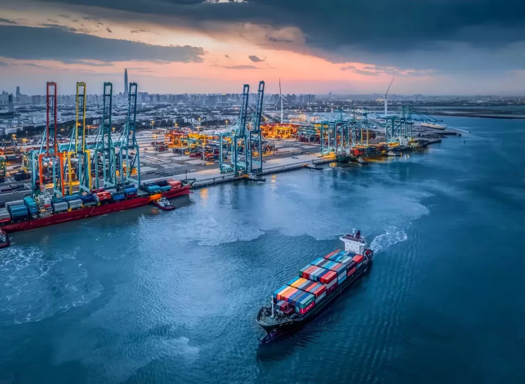 Import schwerer Maschinen