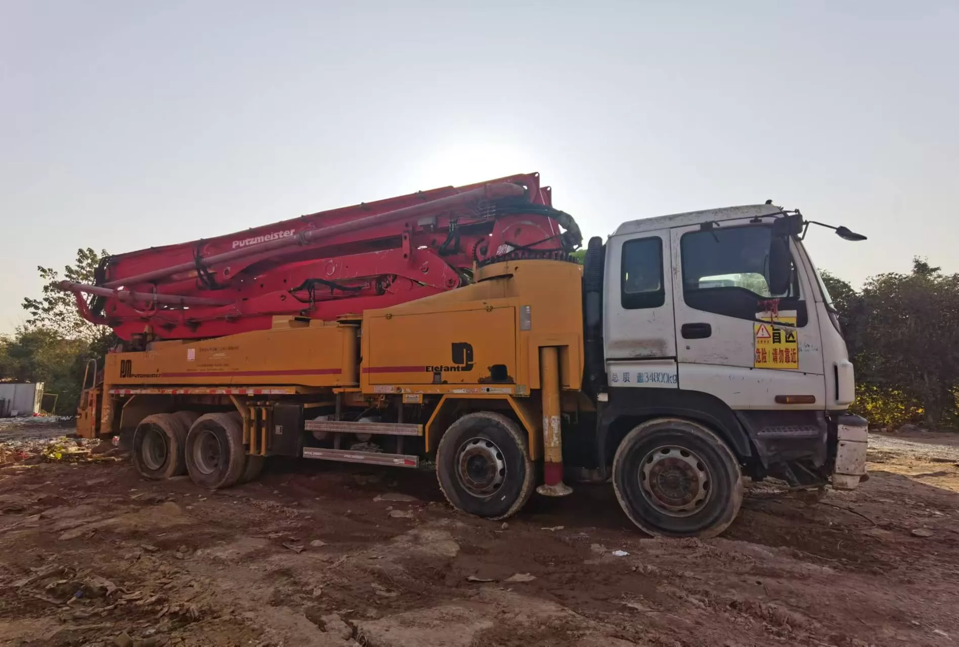 2010 putzmeister original hochwertiger 46 m lkw-betonpumpenwagen auf isuzu-fahrgestell