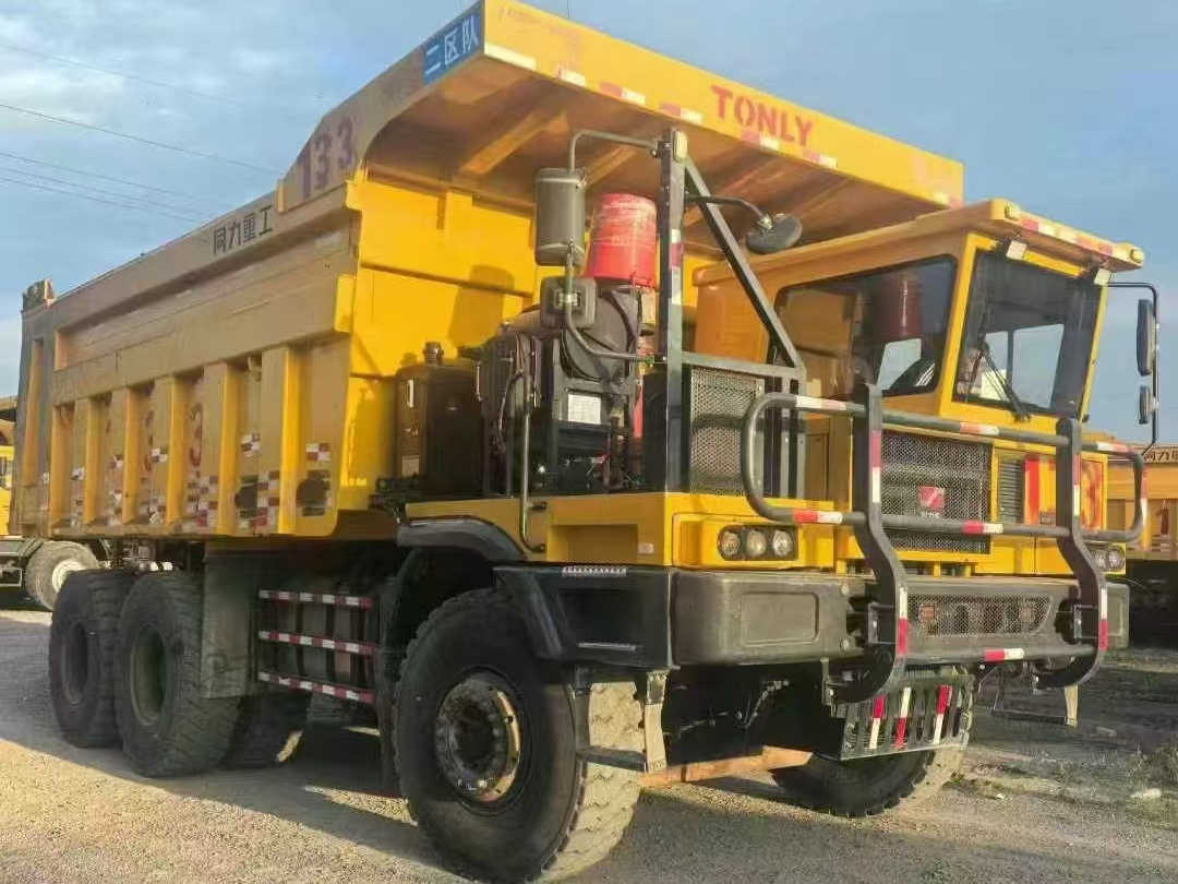 schwerlast-toly-off-highway-bergbau-muldenkipper tl885a 70-tonnen-bergbau-lkw-teile