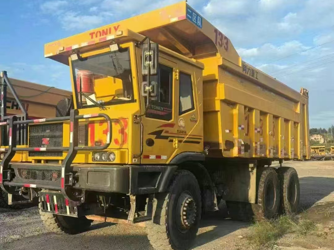 schwerlast-toly-off-highway-bergbau-muldenkipper tl885a 70-tonnen-bergbau-lkw-teile