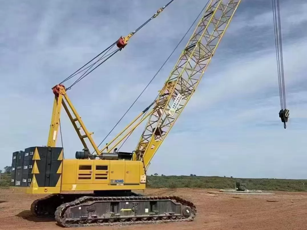 hebemaschine 100t 2021 xcmg teleskop-raupenkran mit berühmtem motor