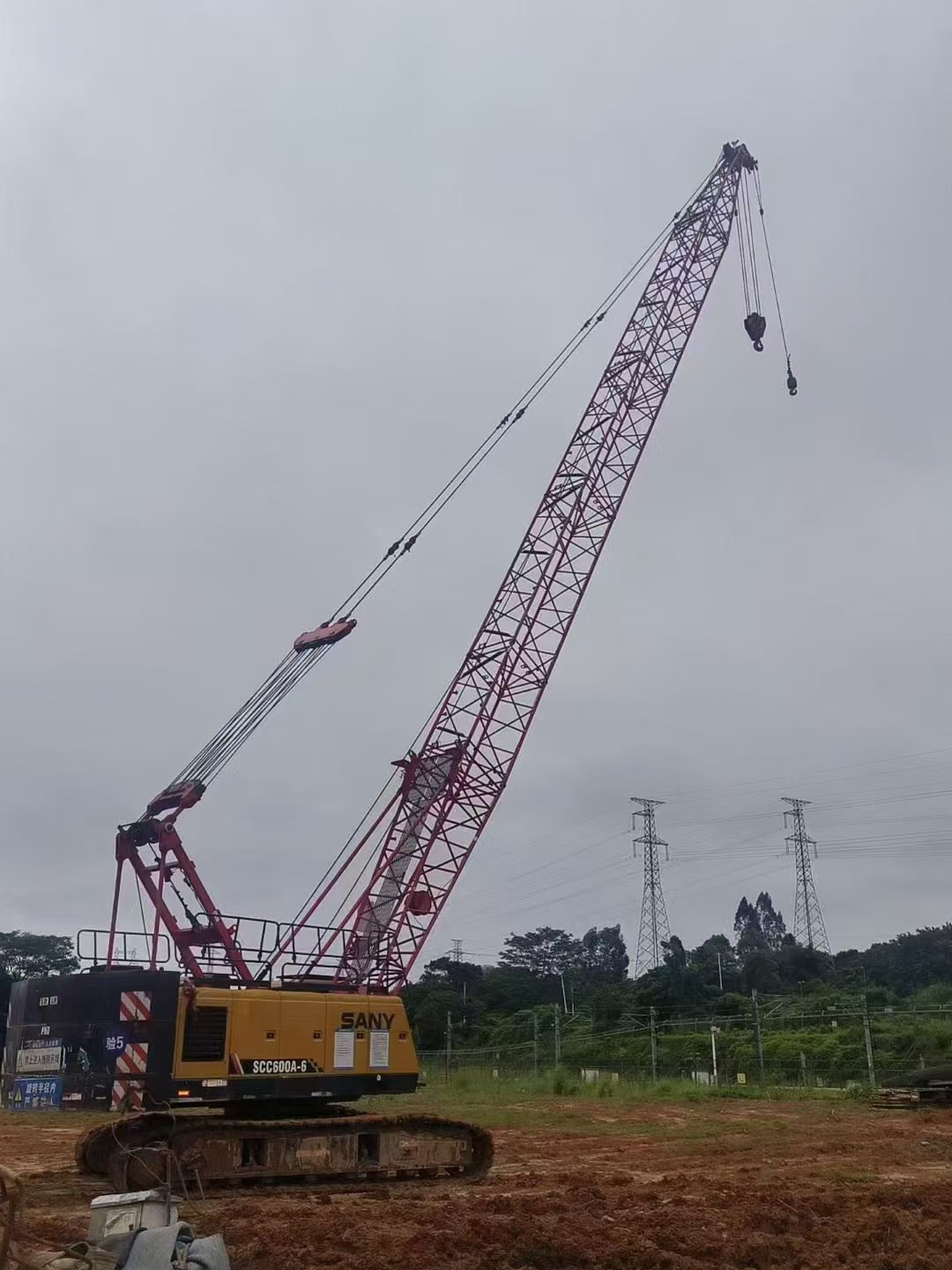 gebrauchter hydraulischer raupenkran mit gittermastausleger 2021 60 tonnen für den bau