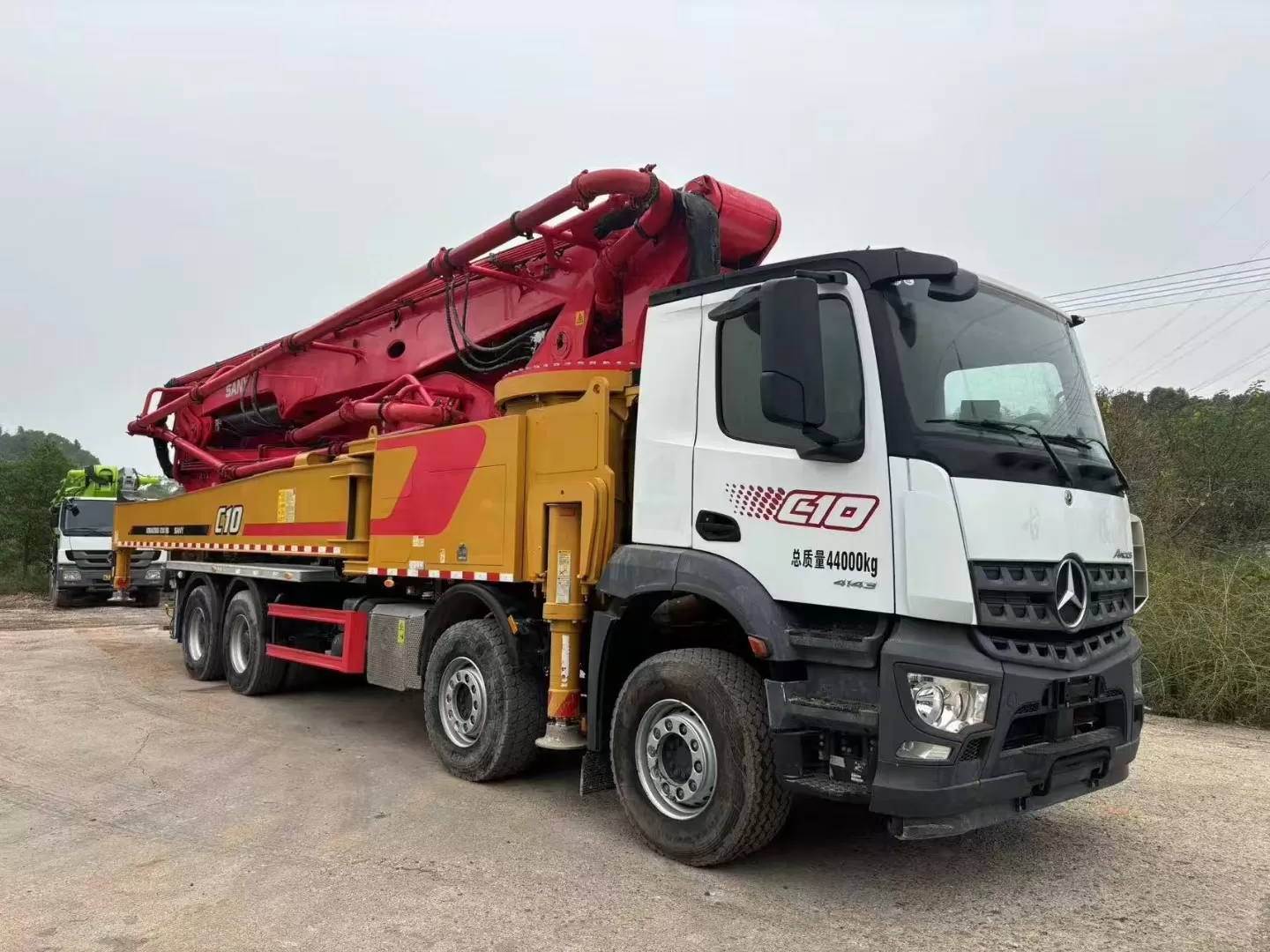 hochwertige 2021 sany boom pump 62m lkw-betonpumpe auf benz-chassis